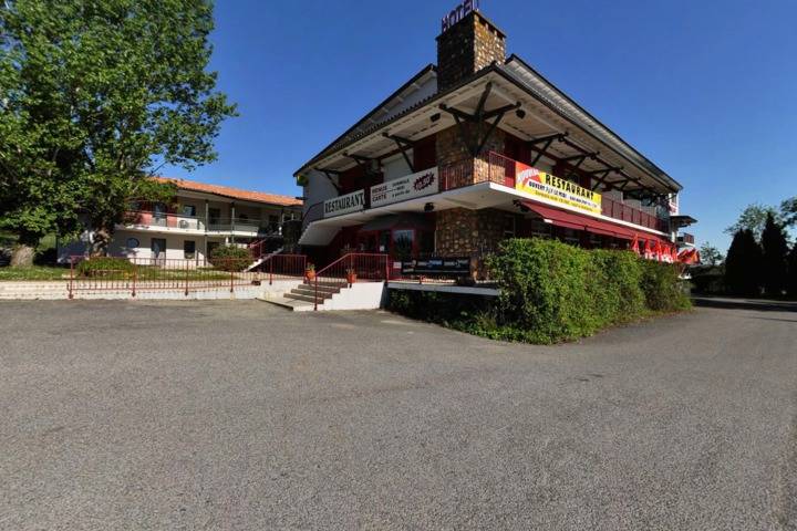 Hotel Relais des Garrigues in Grisolles, France